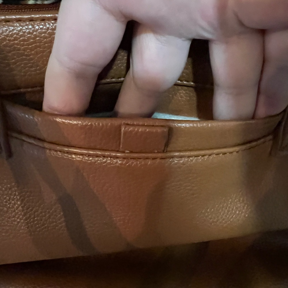 Lug Tempo vegan leather large tote bag - Picture 13 of 16